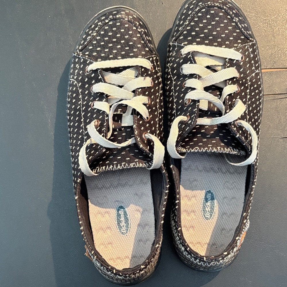 Dr. Scholl's Black and White Women's Sneakers